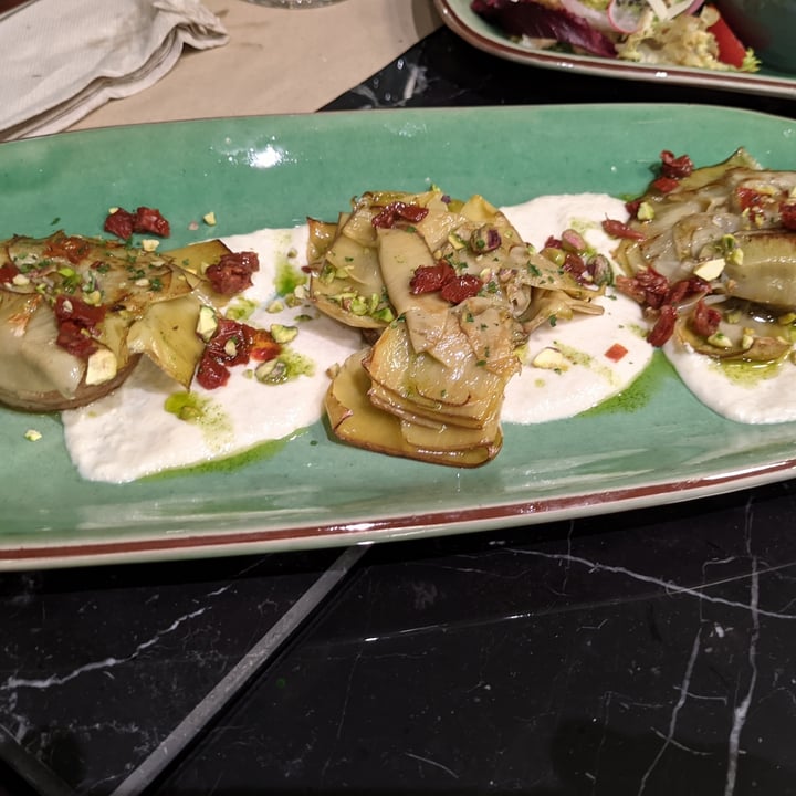 review photo of Velada Flores de alcachofa shared by @mfs on 19 Aug 2022 - review