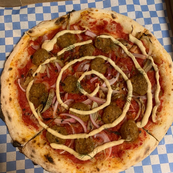 photo of Hallows Pizza Pizza shared by @chellerose1 on  30 Nov 2020 - review