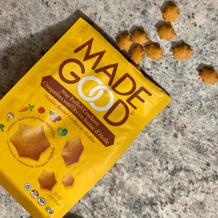 photo of Made Good Star puffed Crackers Cheddar Flavour shared by @shlumpadinka on  19 Dec 2022 - review
