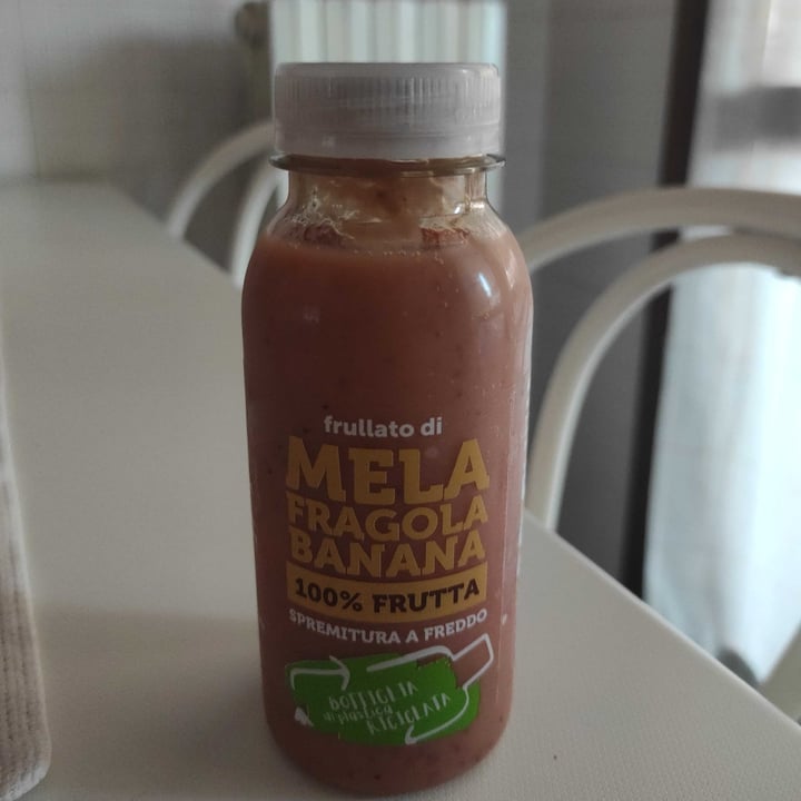 review photo of Macè Frullato Di Mela, Fragola E Banana shared by @aalis on 18 Jul 2022 - review