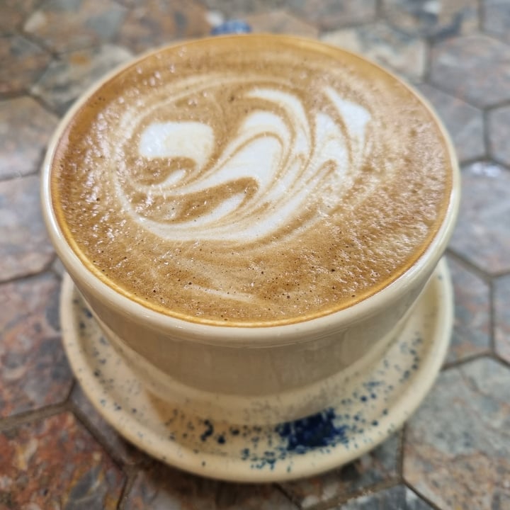 photo of Kashew Cheese Deli Cashew milk cappucino shared by @greenscott on  31 Mar 2022 - review