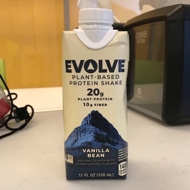 photo of Evolve Plant based vanilla bean protein shake shared by @oddish on  03 Jan 2022 - review