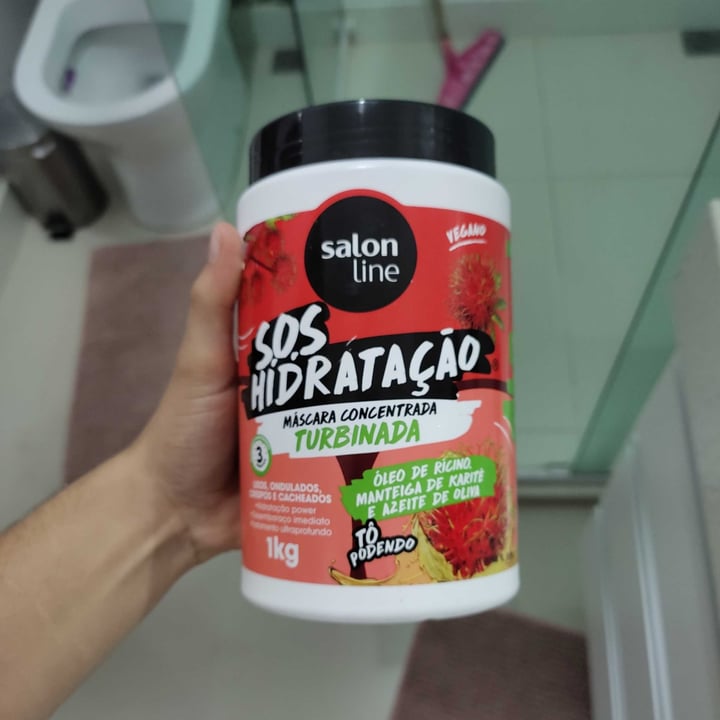 photo of Salon Line S.O.S Hidratação Máscara Concentrada Turbinada shared by @sterrizzo on  29 May 2022 - review