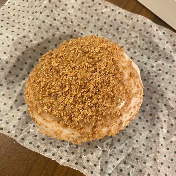 photo of Krispy Kreme Apple Custard Crumble shared by @emmysea on  04 Jan 2022 - review