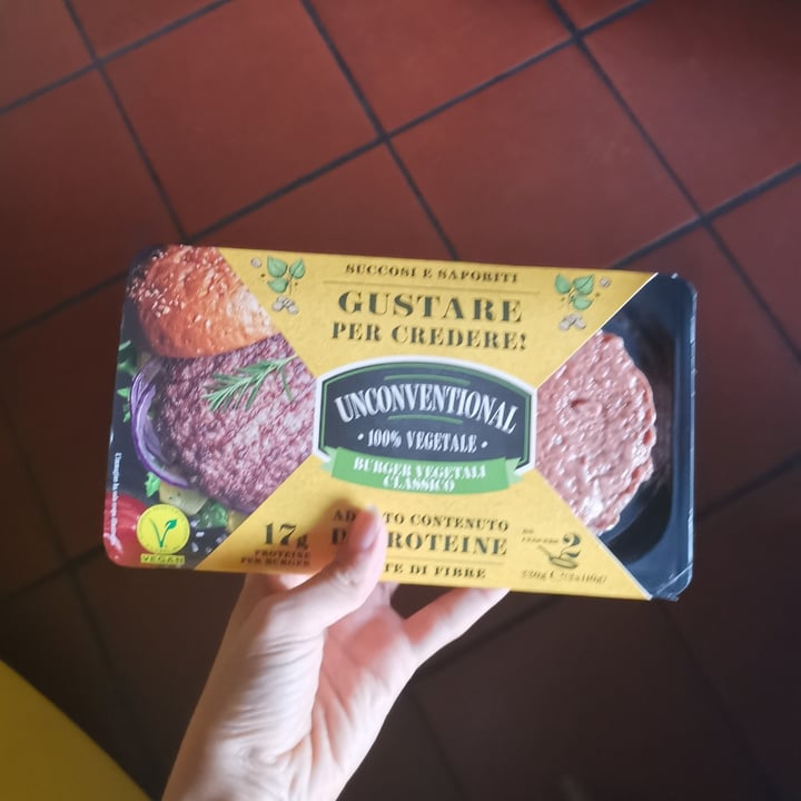 review photo of Unconventional Burger Vegetale Classico - Classic Burger shared by @sofi97 on 19 May 2022 - review