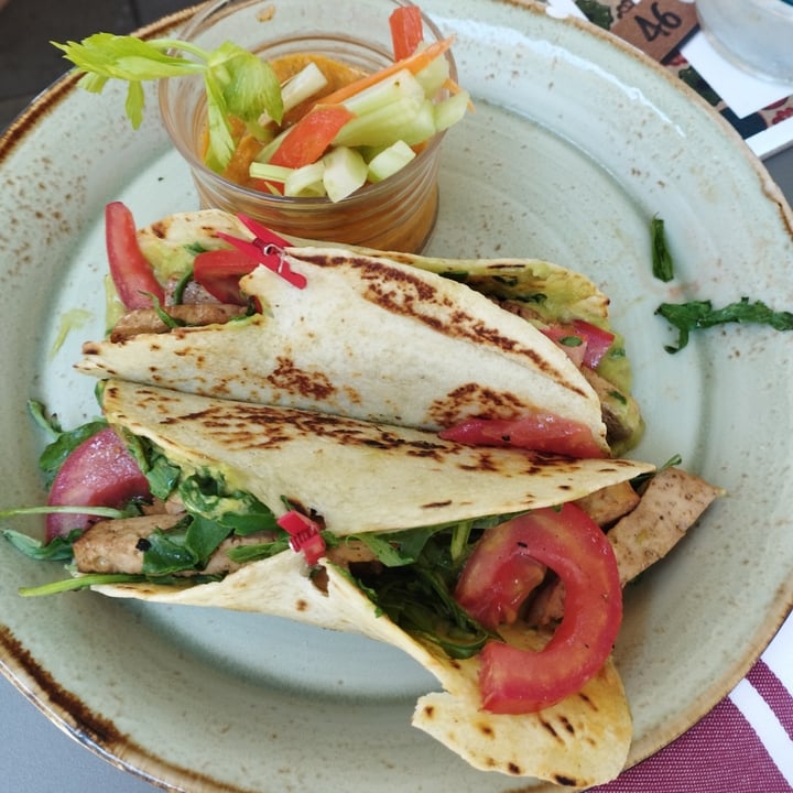 photo of La Mi Mama Tacos della Mimama shared by @stormstars001 on  03 Jul 2022 - review