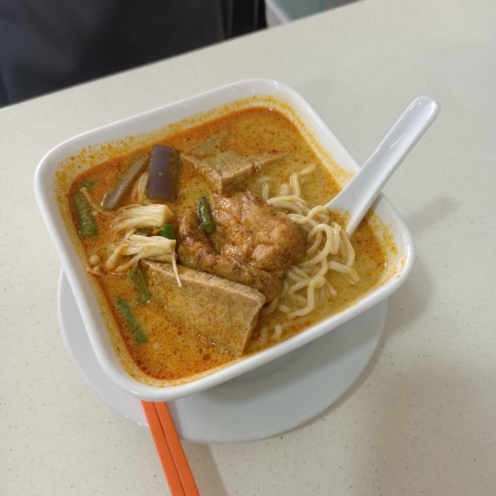 photo of Metta Cafe Nanyang Curry Noodle shared by @skootykoots on  23 Feb 2022 - review