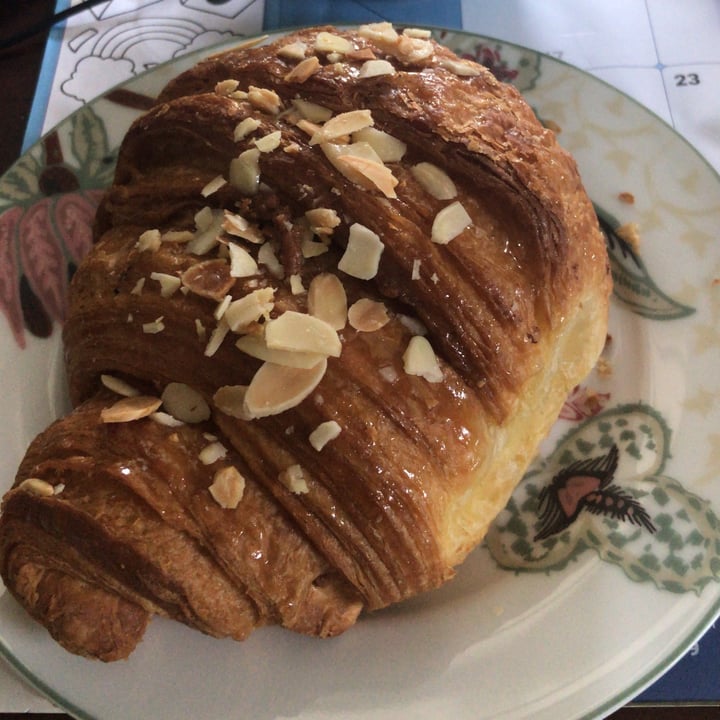 photo of Dolce Bakery Almond Croissant shared by @katiewatt on  09 Dec 2021 - review