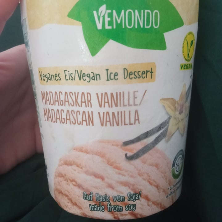 photo of Vemondo  Gelato vaniglia del Madagascar shared by @giowrgia on  29 Aug 2022 - review