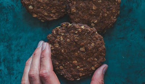 Oatmeal Maca Cinnamon Cookies