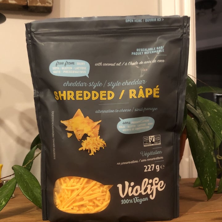 photo of Violife Cheddar shreds shared by @biancad on  09 Nov 2021 - review