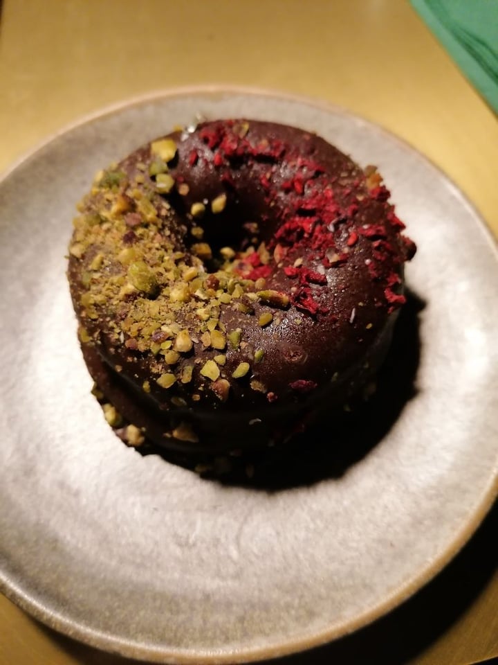 photo of Green & Berry Donut vegano shared by @lauretalaulau on  13 Mar 2020 - review
