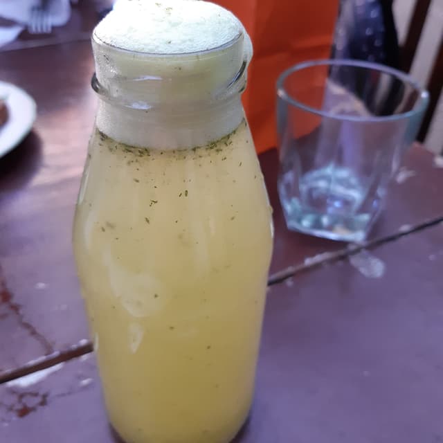 Photo of the dish “Limonada Con Jengibre Y Menta”