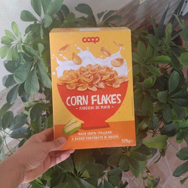 photo of Coop Corn Flakes shared by @vitoveganlovezampe on  13 Jul 2022 - review