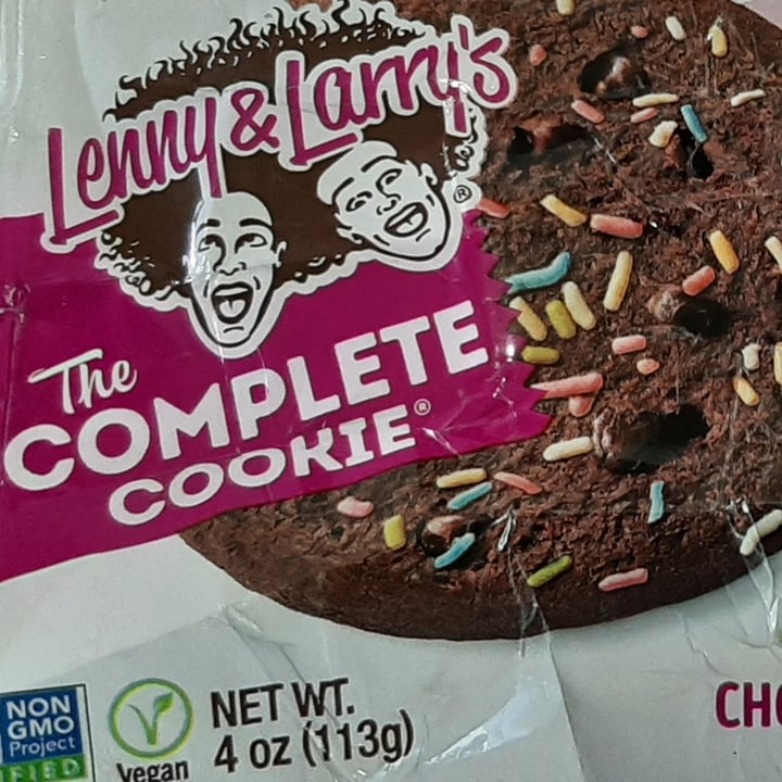 photo of Lenny & Larry’s The Complete Cookie Chocolate Donut shared by @kratos1797 on  27 Feb 2022 - review