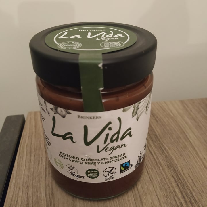 photo of La Vida Vegan Hazelnut Chocolate Spread | Crema Avellanas Y Chocolate shared by @ditovegan on  20 Nov 2021 - review