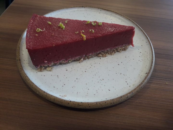 review photo of Shosholoza Cheesecake Vegano De Frutos Rojos shared by @melissarcoiris on 29 Feb 2020 - review