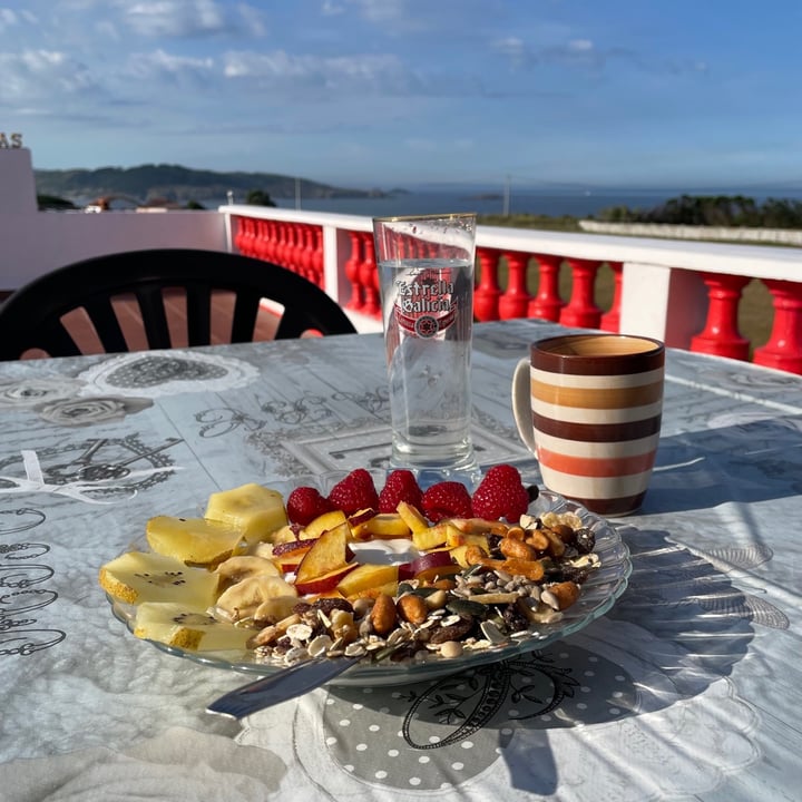 review photo of Crownfield Premium muesli fruta shared by @sofimoni on 12 Sep 2021 - review