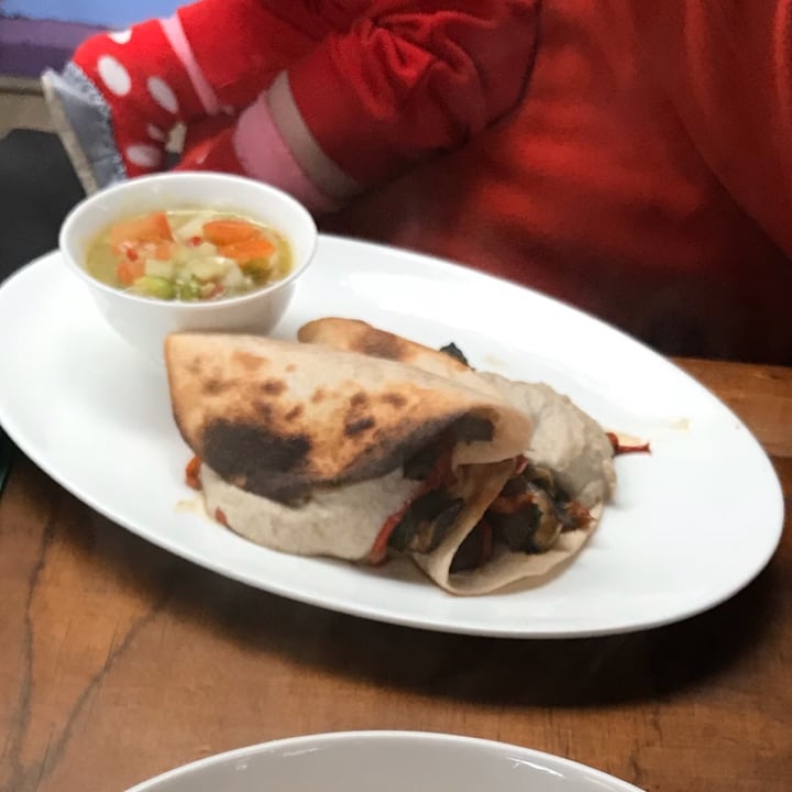 review photo of Shakti en Chile Quesadilla shared by @lunix on 29 Feb 2020 - review