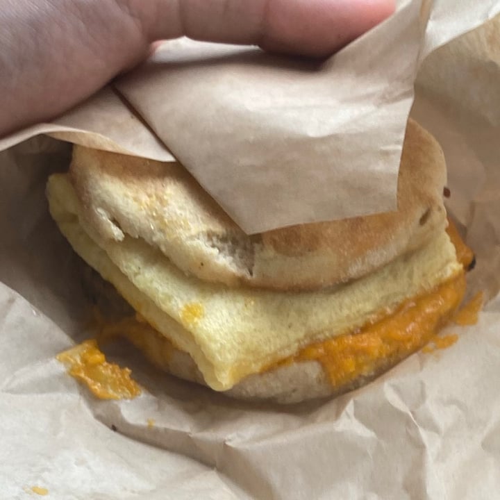 photo of Philz Coffee Vegan Breakfast Sandwich shared by @convicti0n on  12 Jun 2021 - review