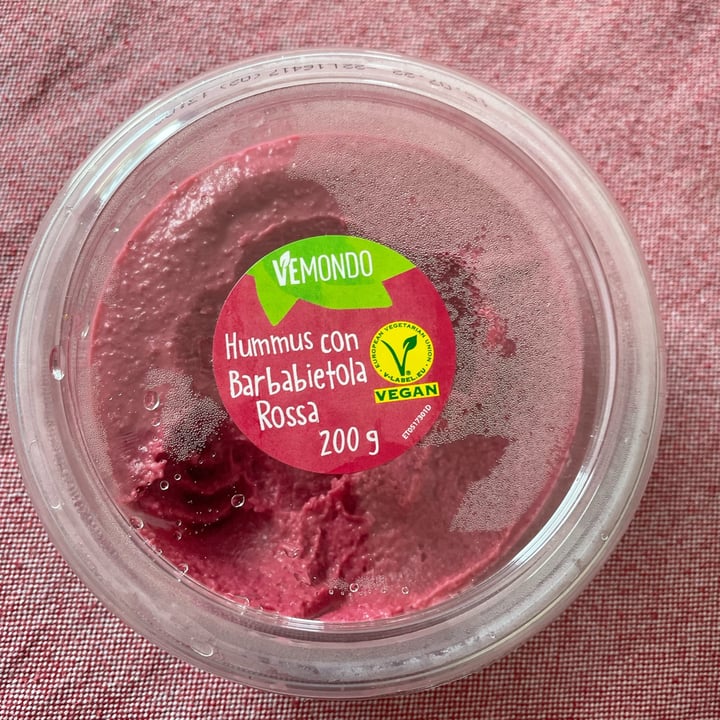 review photo of Vemondo Hummus Barbabietola shared by @giuliacar7 on 16 Aug 2022 - review