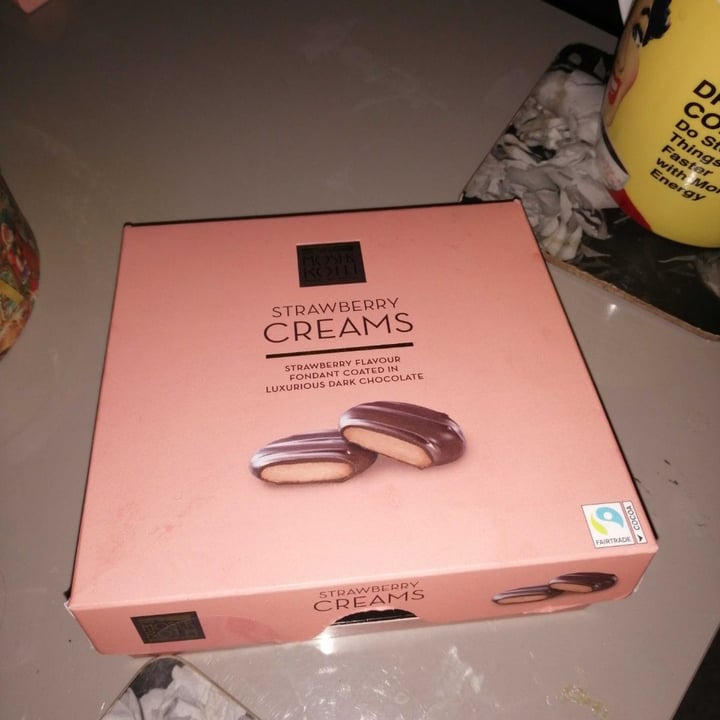review photo of Moser Roth Strawberry Creams shared by @lucyek on 27 Dec 2019 - review