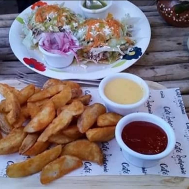 photo of Cafe Bohemio Papas Sazonadas shared by @karlaroag on  21 May 2020 - review