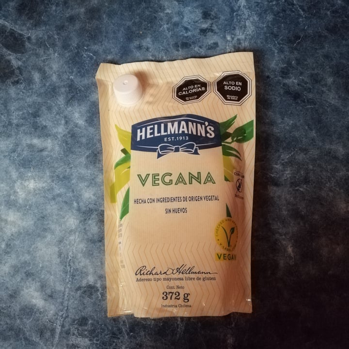 photo of Hellmann’s Hellman’s Vegan Mayonnaise shared by @kariina on  05 Jul 2021 - review
