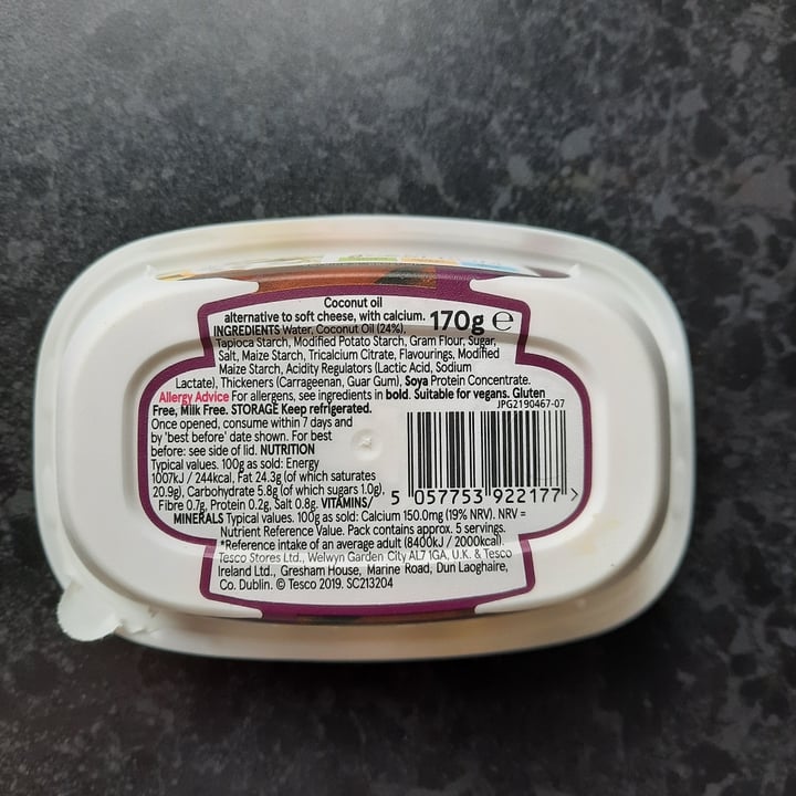 photo of Tesco Free From Coconut Oil Alternative to Soft Cheese shared by @vihervn on  08 Apr 2021 - review