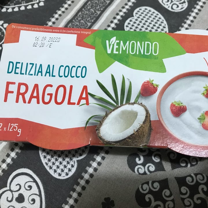 photo of Vemondo Delizia al cocco fragola shared by @maravegrun on  03 Sep 2022 - review