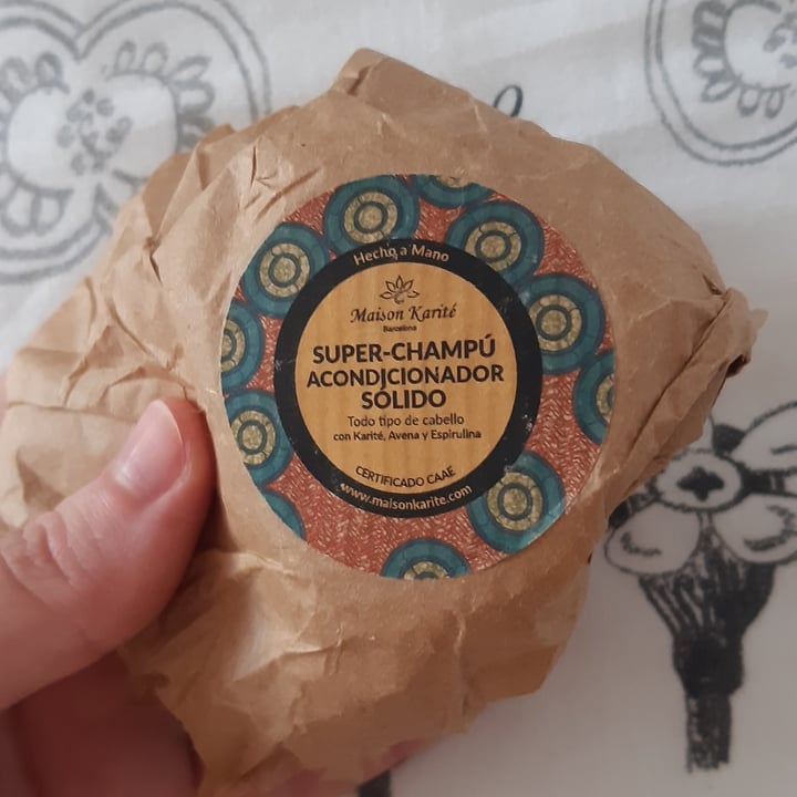 review photo of Maison Karité Super-Champú Acondicionador Sólido shared by @whitelotto on 18 Jun 2022 - review