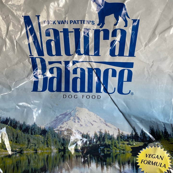 photo of Natural Balance Natural Balance Dog Food shared by @davyd9 on  04 May 2020 - review