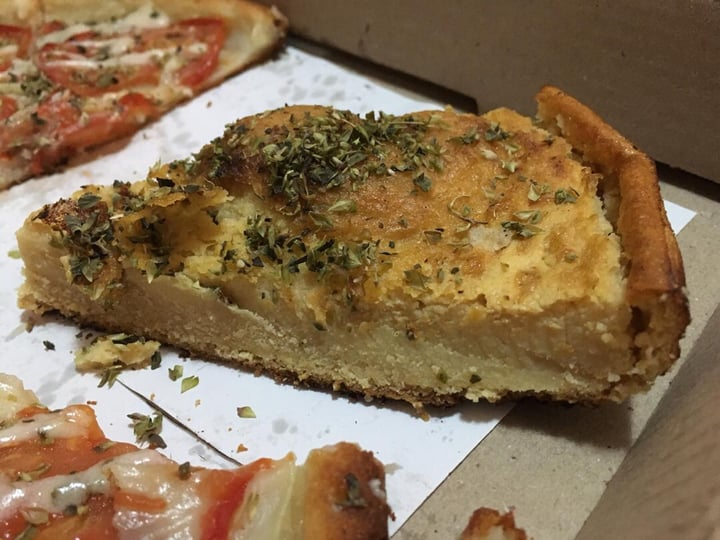 photo of Pizza Vegana Fainá shared by @lauchis on  18 Aug 2019 - review