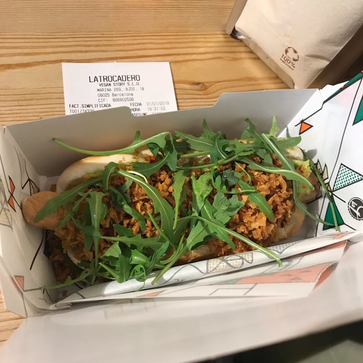 photo of La Trocadero Hot Dog Guacamole shared by @clairebelej on  11 May 2020 - review