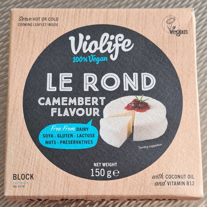 photo of Violife Le Rond Camembert flavour shared by @sophiem60 on  10 Sep 2022 - review