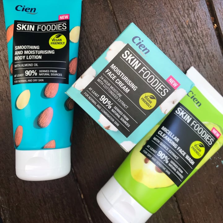 review photo of Cien Micellar Cleansing Face Wash with Quince Extract shared by @carlotaderaoui on 21 Aug 2020 - review