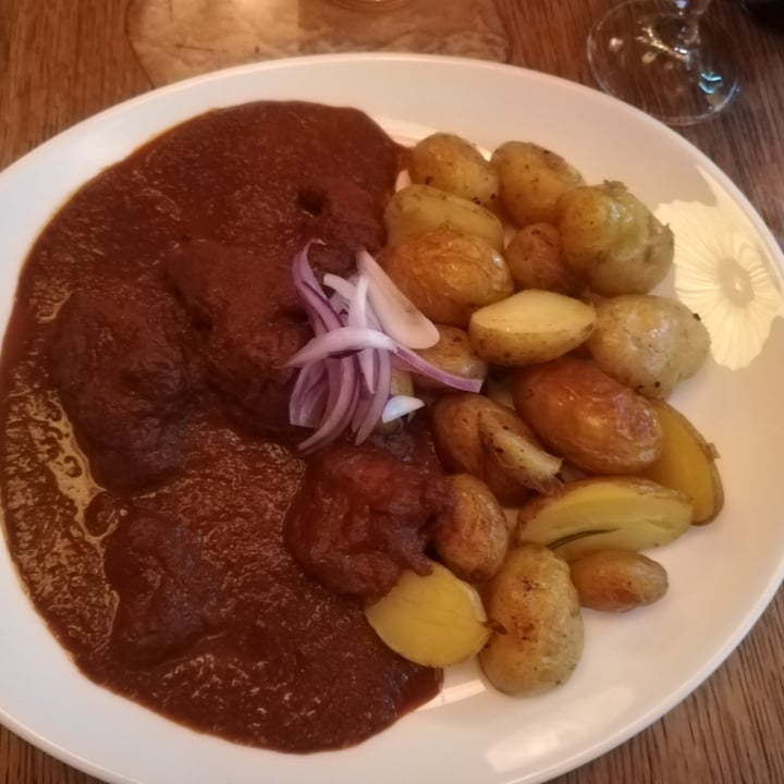 photo of MAITREA Goulash (vegan version requested) shared by @chiarabek on  02 Sep 2022 - review