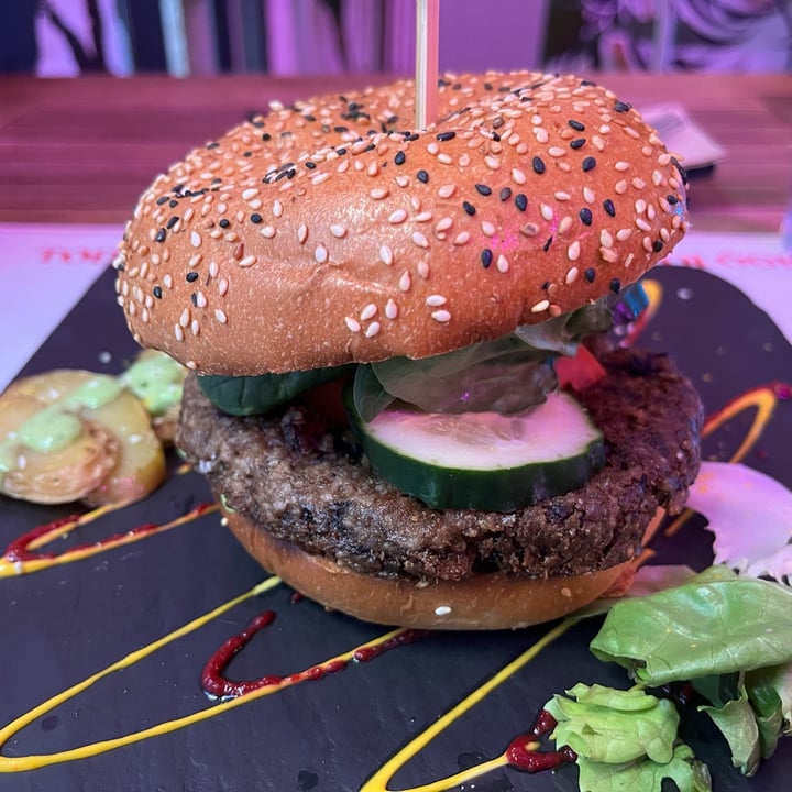 review photo of Sanissimo Opera Hamburguesa Terra Nostra shared by @lauraynico on 05 Nov 2022 - review