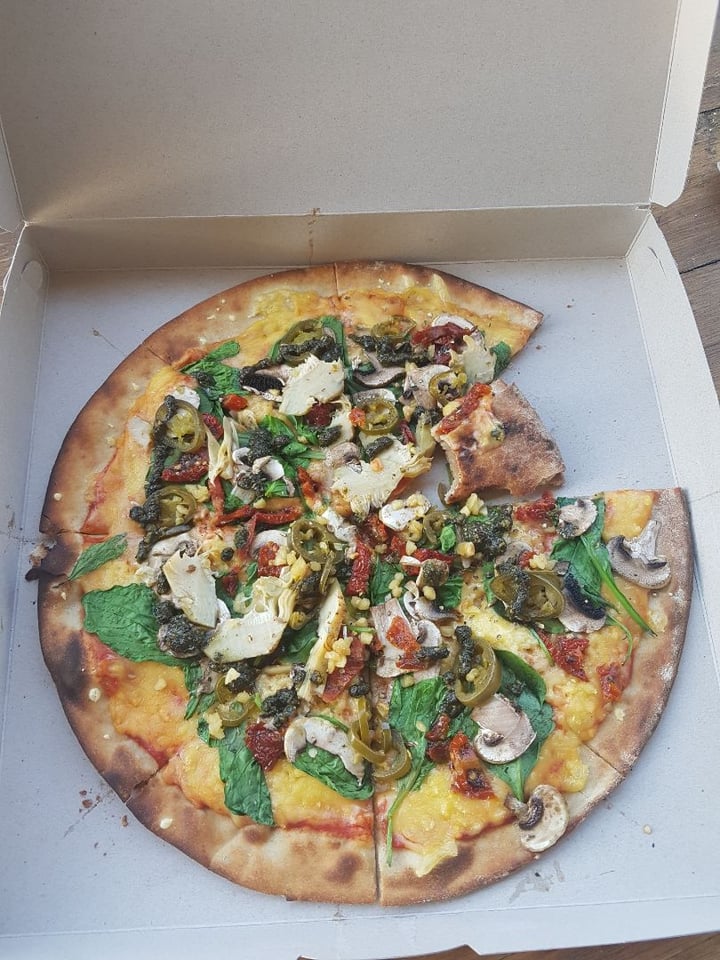 photo of Kommetjie Pizzeria Vegan Pizza shared by @jtbosman10 on  21 Oct 2019 - review