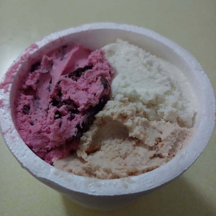 photo of Ainara Helados Veganos (Delivery and Take away) Helado shared by @martuc on  04 Oct 2021 - review