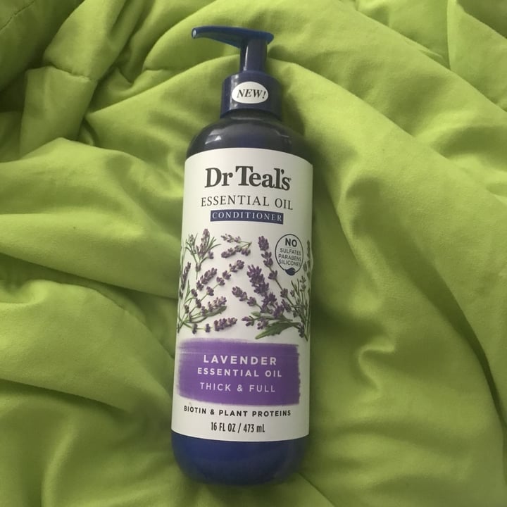 photo of Dr Teal's Essential oil conditioner shared by @prisaurio on  11 Mar 2021 - review