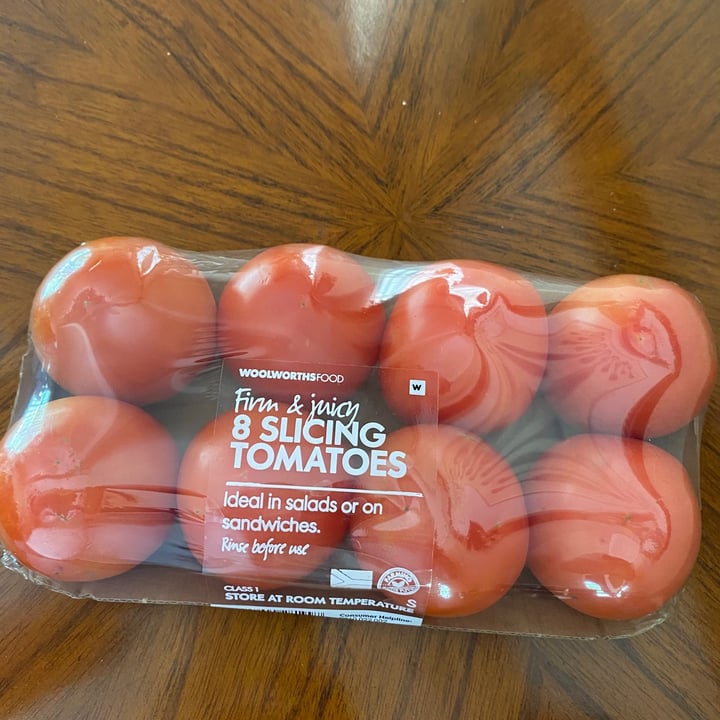 photo of Woolworths Food Slicing tomatoes shared by @bianca1701 on  15 Dec 2020 - review