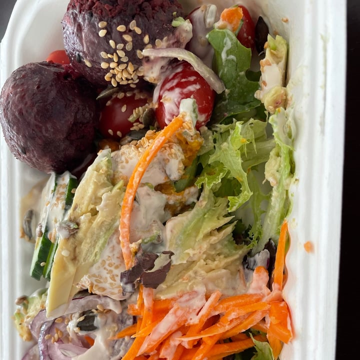 photo of Lexi's Healthy Eatery Falafel Bowl shared by @lihsur on  18 Apr 2021 - review