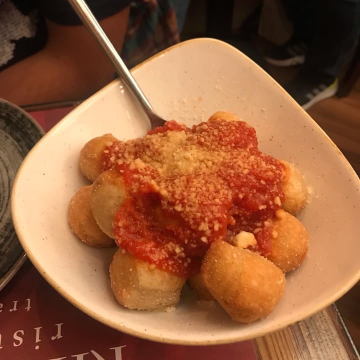 photo of Rifugio Romano Bocconcini di pizza fritti shared by @saraquartieri on  23 Oct 2022 - review