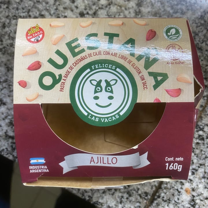 photo of Felices Las Vacas Questaña Queso Vegano al Ajillo shared by @tadegrimberg on  07 Jun 2022 - review