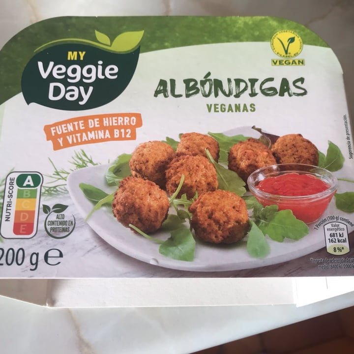 photo of My veggie day Albóndigas shared by @sara-iridescent on  08 Jan 2022 - review
