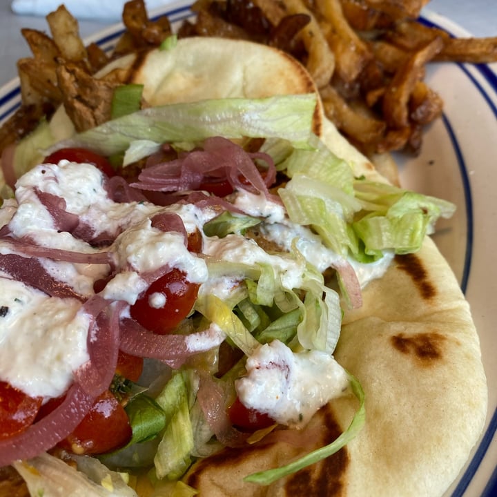 photo of Comet Cafe Vegan gyro shared by @leac on  11 Sep 2022 - review