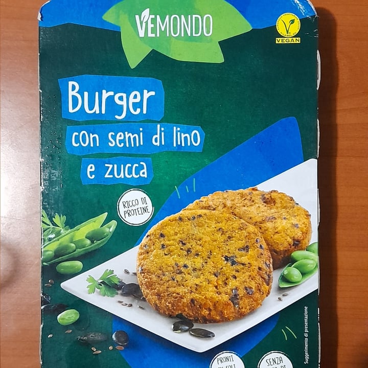 review photo of Vemondo Burger Vegetali con Funghi shared by @adeluccia on 29 Mar 2022 - review