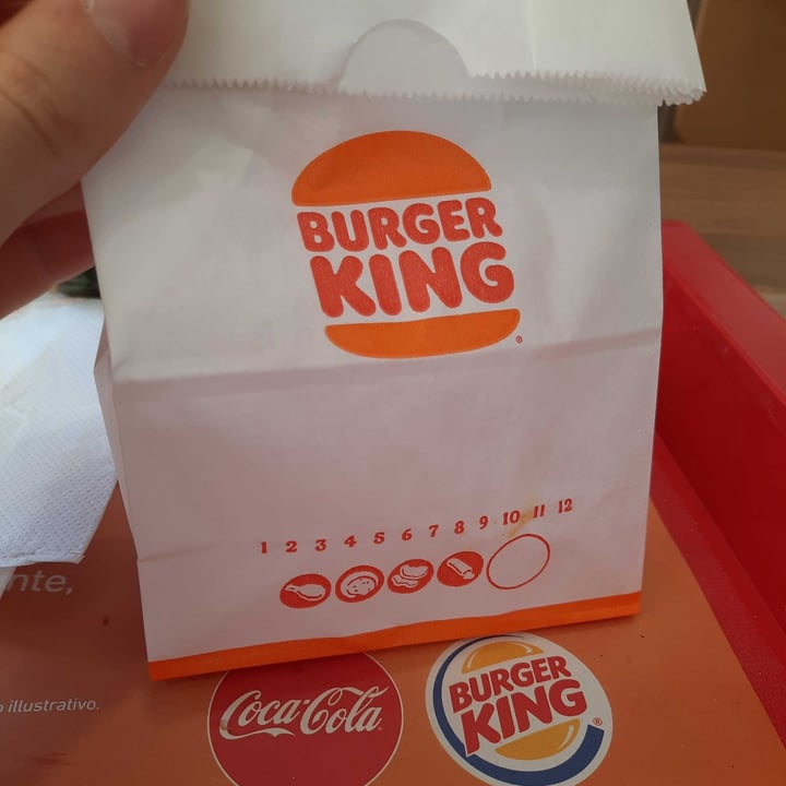 review photo of Burger King Plant based nuggets shared by @veronicamancini94 on 09 May 2022 - review