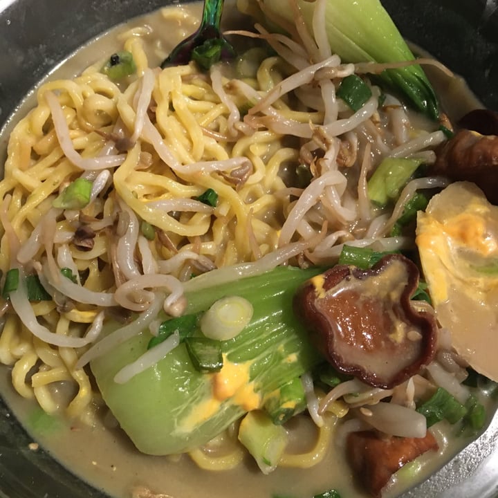 review photo of Ramen Hood Garlic Ramen shared by @sedahere on 07 Feb 2021 - review